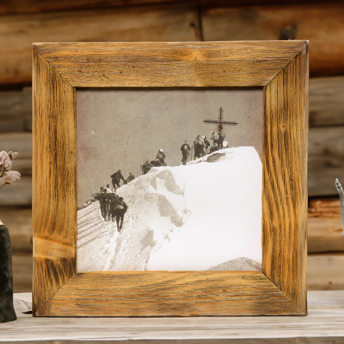 Historische Bilder im Altholz Bilderrrahmen, Historische Bilder aus den 60er Jahren, Retro Bilder Wintersport