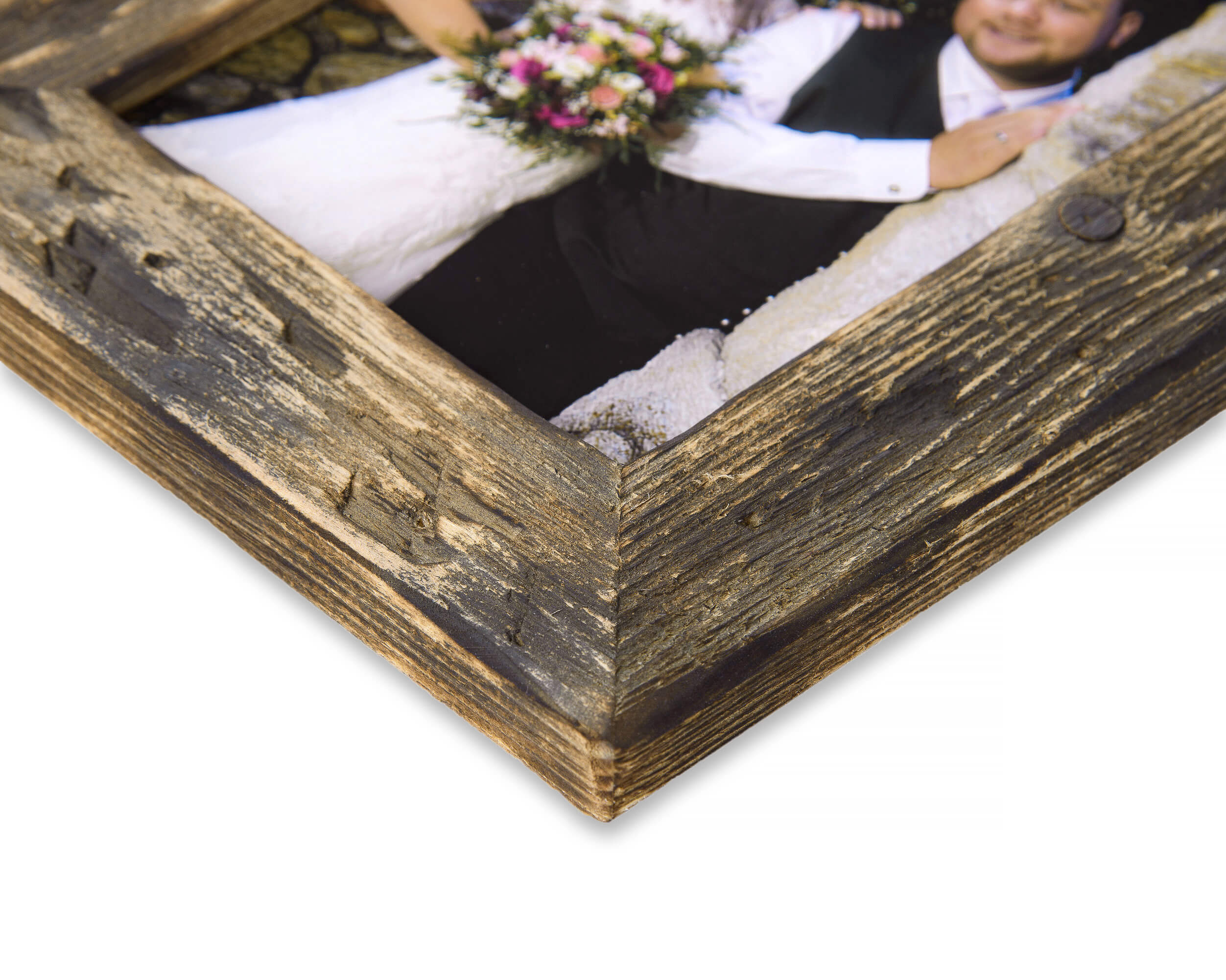 Altholzrahmen Spielberghorn - handgemachter Bilderrahmen aus Altholz
